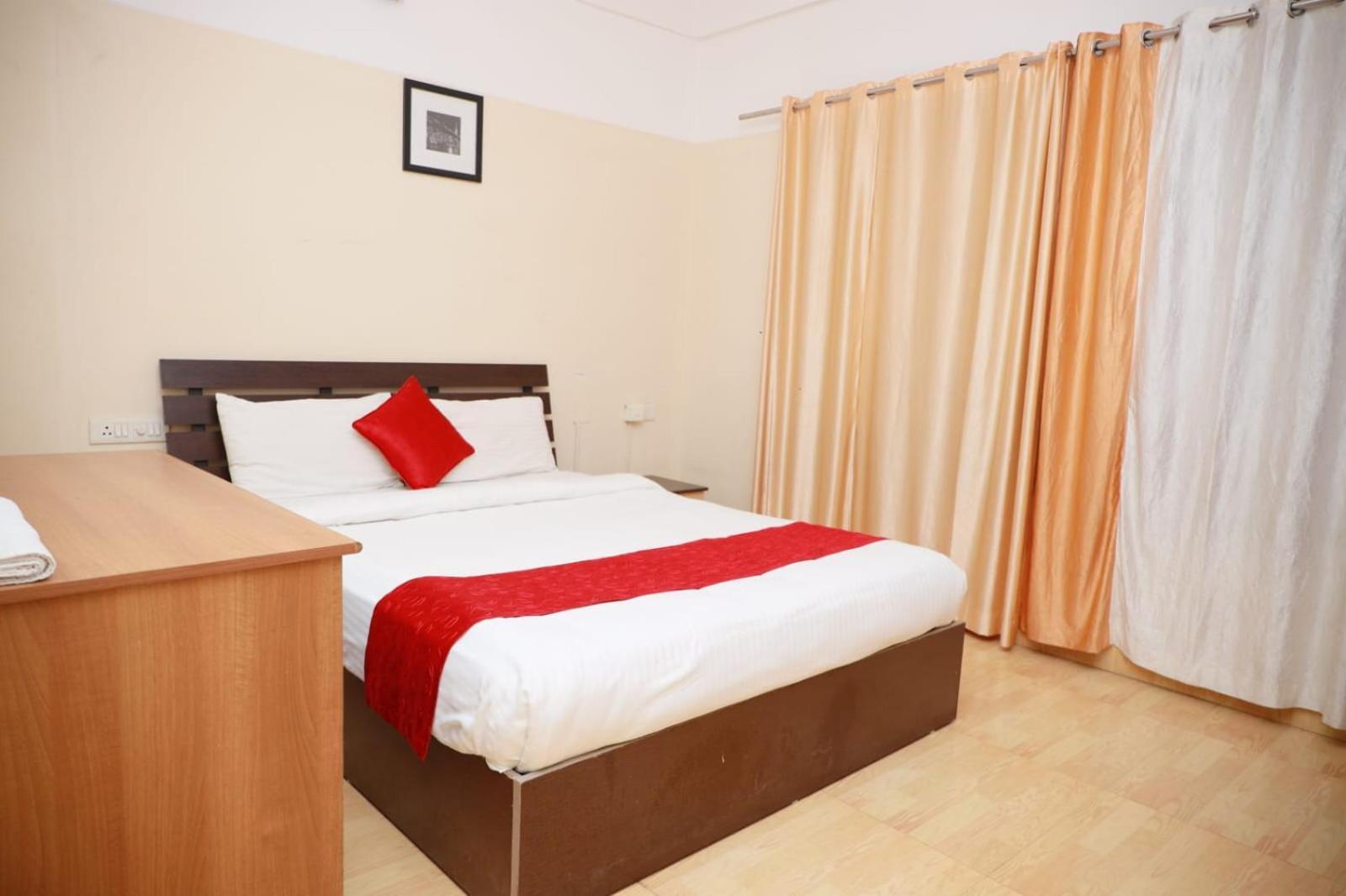 Trippapur Hotel Tayas מראה חיצוני תמונה